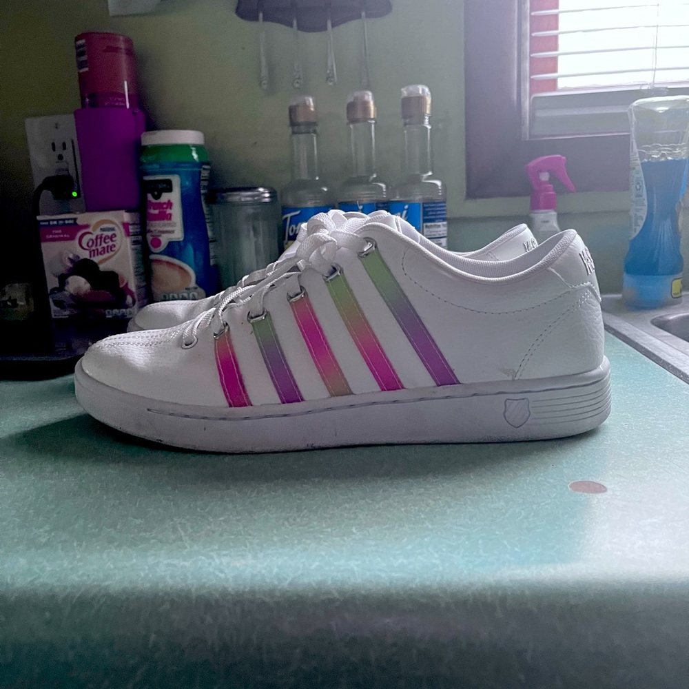 KSWISS rainbow stripe